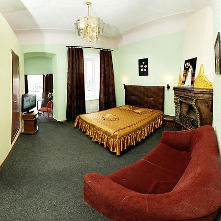 Margo Hotel Харков Екстериор снимка