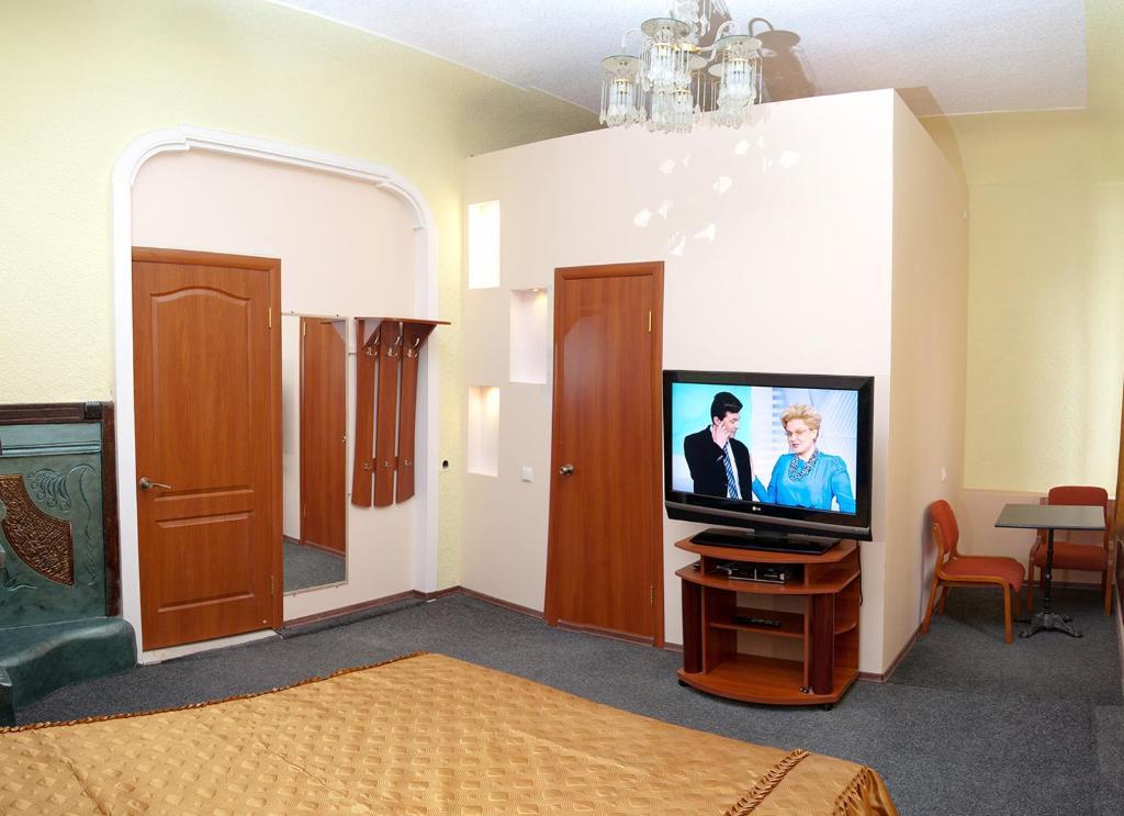 Margo Hotel Харков Стая снимка